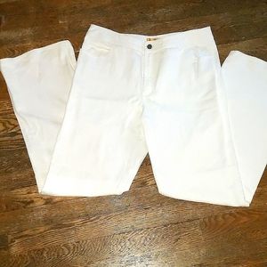 Dana Buchman cream jeans